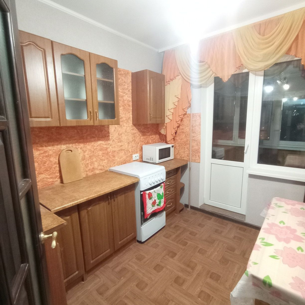 Велика однокімнатна квартира центр Вишневое - изображение 2