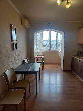 Сдам 1к квартиру на Заболотного  38, газ - 6000грн Одеса