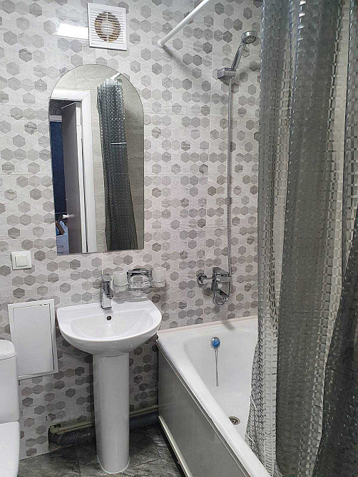 Однокомнатная квартира в районе Дружбы. Кривой Рог - изображение 5