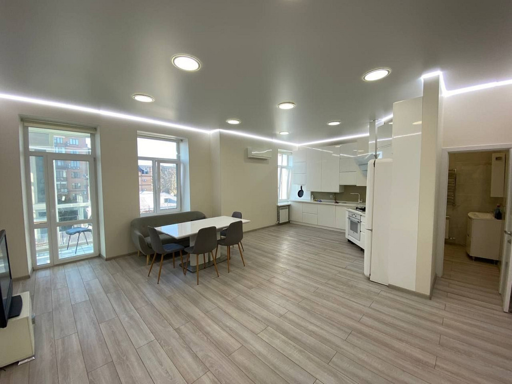 Аренда 3х к.кв в Центре города на Адмиральской 4/5 130м 25000грн Миколаїв - зображення 8