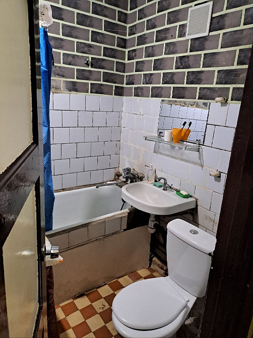 Здається двох кімнатна район ДОСИ. Мукачево - изображение 7