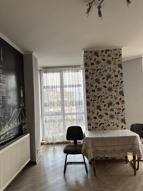 Однокімнатна новобудова ТЦ Майдан, панорамні вікна Черновцы - изображение 7