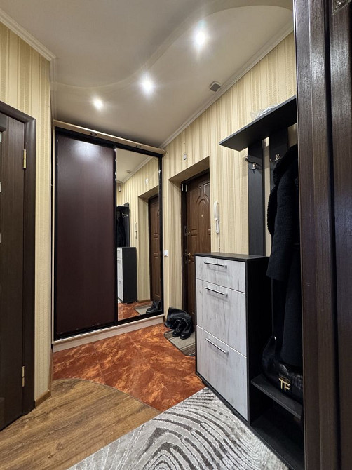 Однокімнатна новобудова ТЦ Майдан, панорамні вікна Черновцы - изображение 3