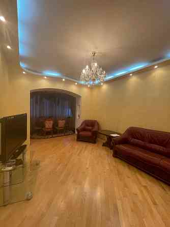 Здається 3 кімнатна квартира32000 грн м .Мінська Тимошенко 21 Київ