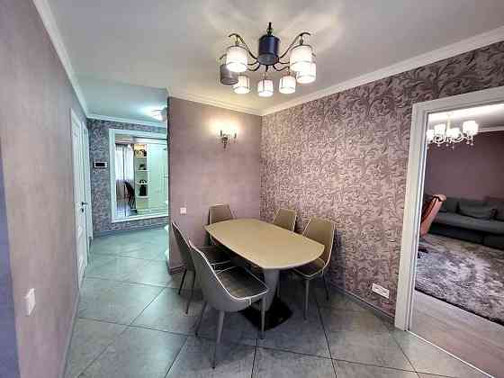 Оренда елітной 2-х к. кв. вул. Валерія Лобоновского, буд.27. Запоріжжя