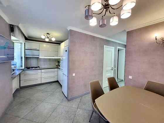 Оренда елітной 2-х к. кв. вул. Валерія Лобоновского, буд.27. Запоріжжя