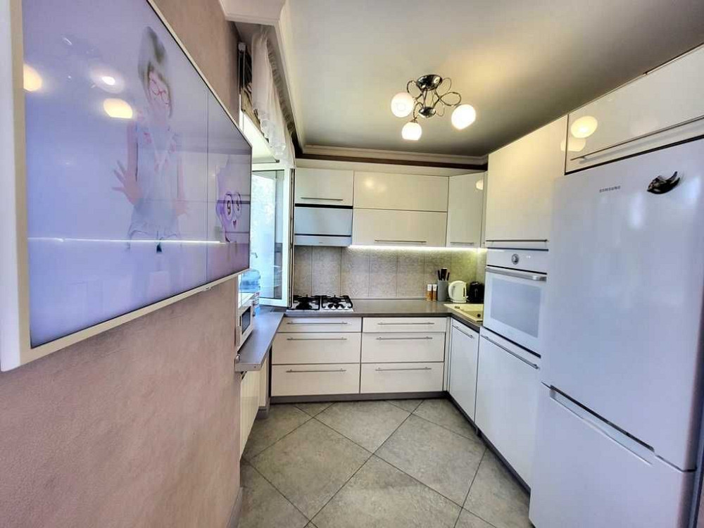 Оренда елітной 2-х к. кв. вул. Валерія Лобоновского, буд.27. Запоріжжя - зображення 1