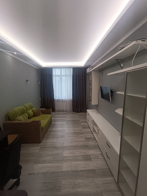 Простора 1 кім квартира! Киев - изображение 1