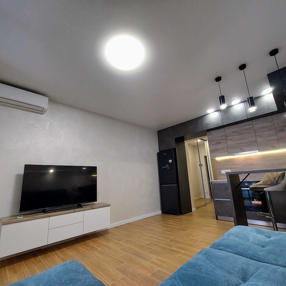 Оренда 1к з окремою спальною зоною. ЖК Нова Англія. 8хв метро Киев - изображение 2