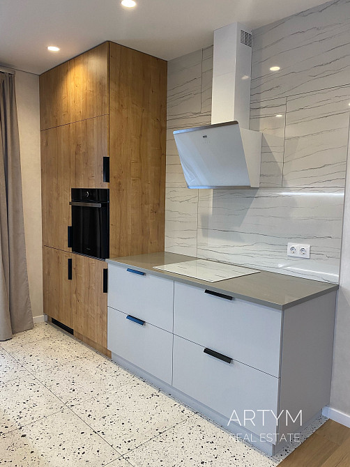 Оренда 2 кім.квартири + кухня-студія пр. Чорновола (вул. Ржегоржа) Львів - зображення 3