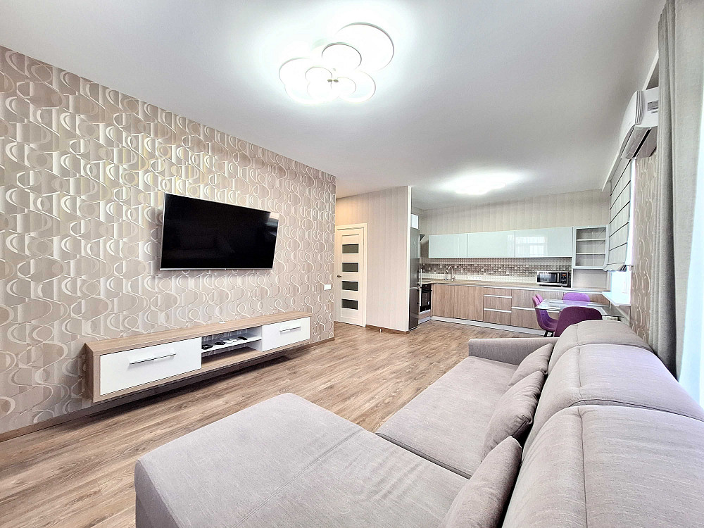 Оренда 3-х кім. кв. 81кв.м. з 2 балконами ЖК Нова Англія Метро 10 хв. Киев - изображение 1