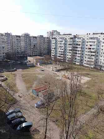 Наилучшее предложение на Оболони прям у метро за 39999+ торг Киев