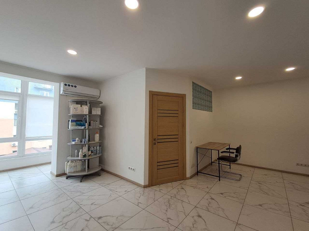 Продається 1,5 кімнатна квартира з ремонтом в центрі, оптимальна ціна! Ивано-Франковск - изображение 1