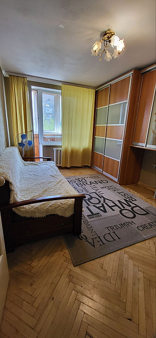 Продаётся 1 комн кв-ра до метро Олимпийская Вокзальная 5 остановок. Киев - изображение 4