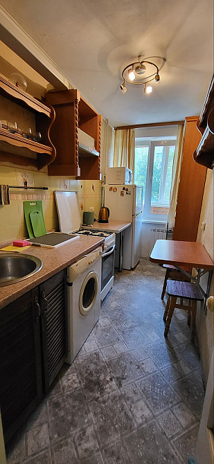 Продаётся 1 комн кв-ра до метро Олимпийская Вокзальная 5 остановок. Киев - изображение 5