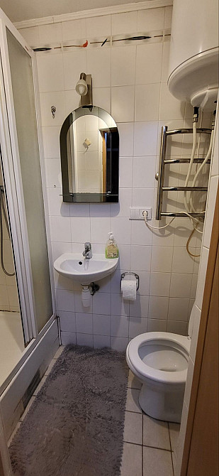 Продаётся 1 комн кв-ра до метро Олимпийская Вокзальная 5 остановок. Киев - изображение 6