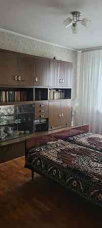 Продам 2 кімнатну квартиру, Троєщина Киев