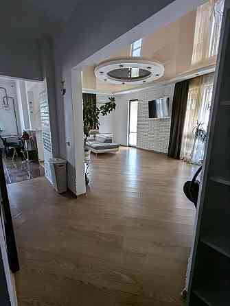 Терміновий продаж 3 кімн дворівневої квартири в центрі міста Ивано-Франковск