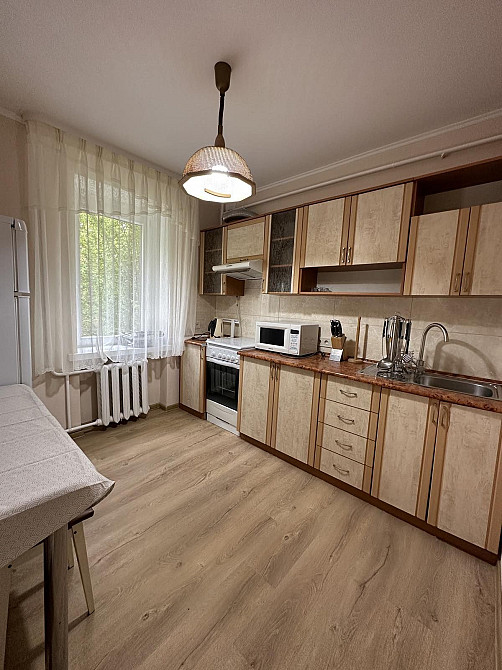 1к."ЧЕШКА", 1/9ц, 37м2, ГПЗ! Ремонт! не кутова! З нішою, сонячна! Луцьк - зображення 1