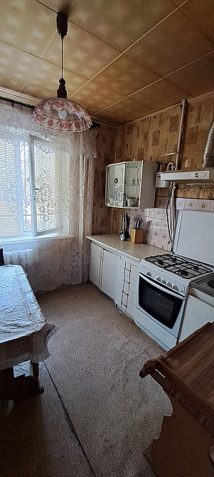 Продаю 4х кім ,,чешка,, б.маршала Василевського ,поряд ювілейна Кривий Ріг - зображення 2