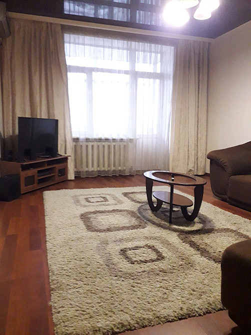 Свою без комиссии сдам центр Цум 3 комнаты Днепр - изображение 1