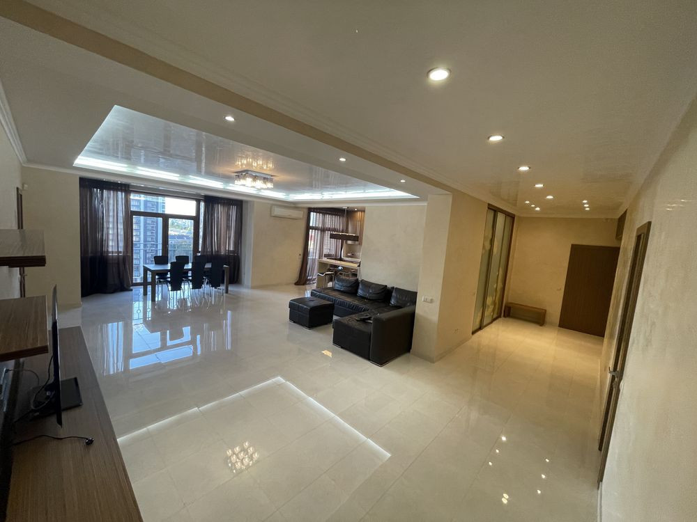 Оренда в центрі міста , Коновальця 32б Kyiv - photo 2