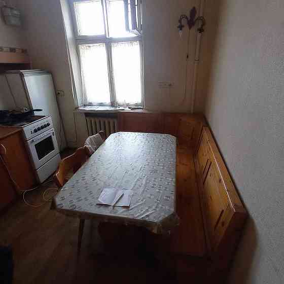 сдам простую 2х комн квартиру ул Мечникова район Привоза Одеса