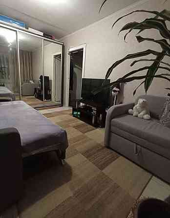 Продам 1 кімнатну квартиру вул Західна 1/6 біля КПІ НАУ Киев