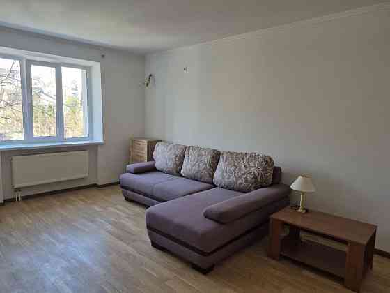 Двокімнатна квартира з ремонтом в центрі міста Ірпінь