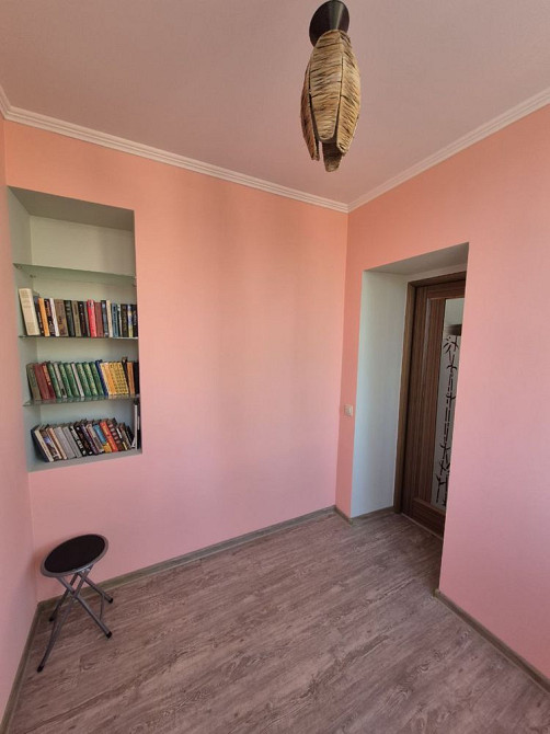 Двокімнатна квартира з ремонтом в центрі міста Ірпінь - зображення 7