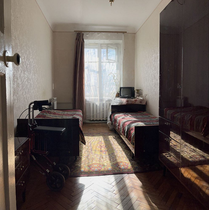 Продаж 2-кімн., вул. Вінницька, 8, Севастопольська Площа Киев - изображение 2