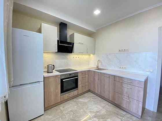 ЖК Лебединий ,Ревуцького,40-Б. Метро Харківська 5хв Kyiv