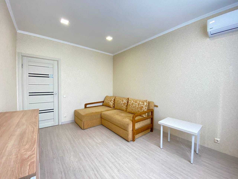 ЖК Лебединий ,Ревуцького,40-Б. Метро Харківська 5хв Kyiv - photo 7