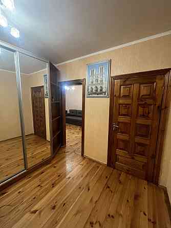 Довгострокова оренда 3-х кімнатноі квартири. 