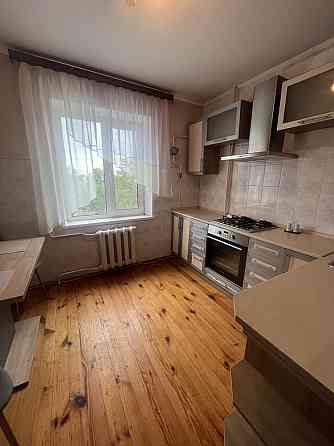 Довгострокова оренда 3-х кімнатноі квартири. 