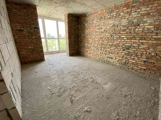 Студія з балконом Жуляни 2026 Киев