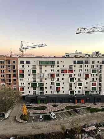 Затишний 3-х кімннатний сирець біля міського озера Ивано-Франковск