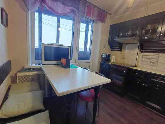 Березняки. Пр. П. Тичини 13. БЕЗ КОМІСІЇ Видова трикімнатна квартира Киев