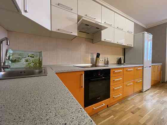 Чудова на Чавдар 13, квартира для дружньої сімʼї, Осокорки, Дарницький Київ