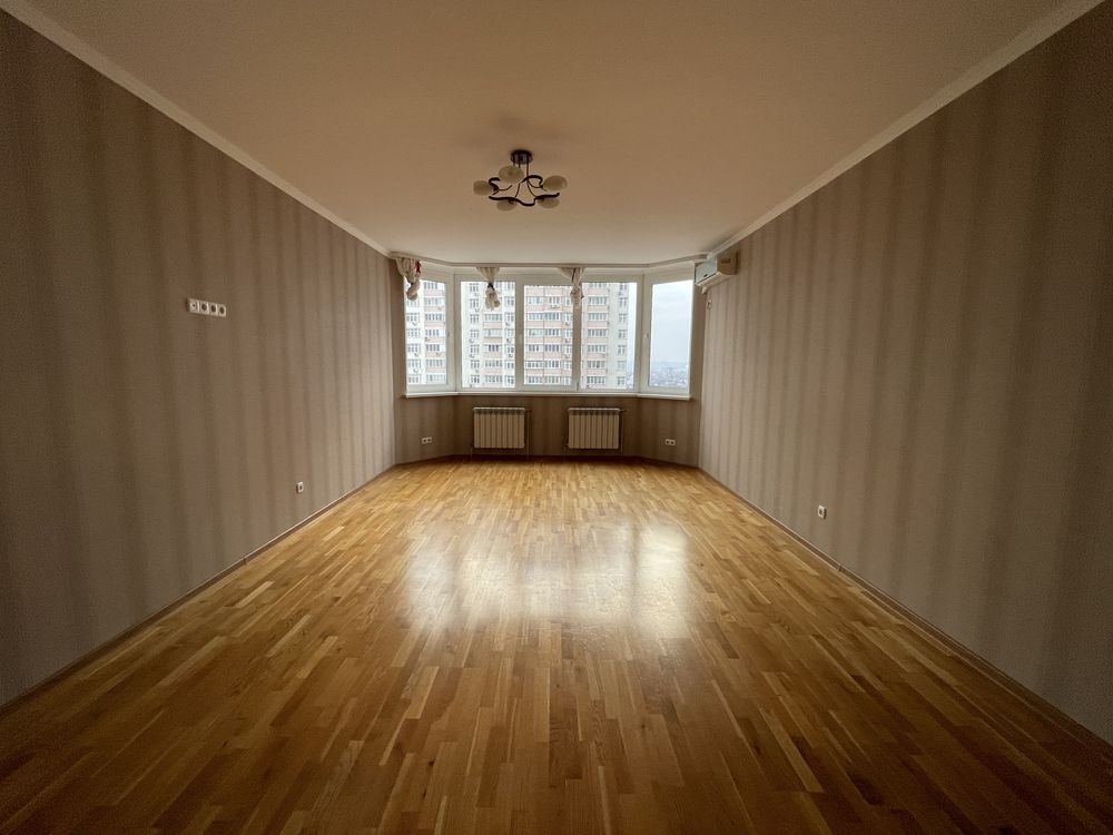 Чудова на Чавдар 13, квартира для дружньої сімʼї, Осокорки, Дарницький Київ - зображення 4