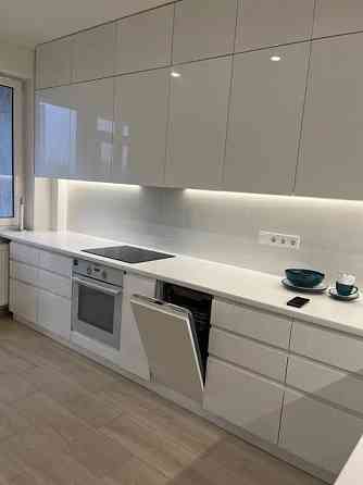 Двокімнатна квартира з ремонтом в центрі Буча