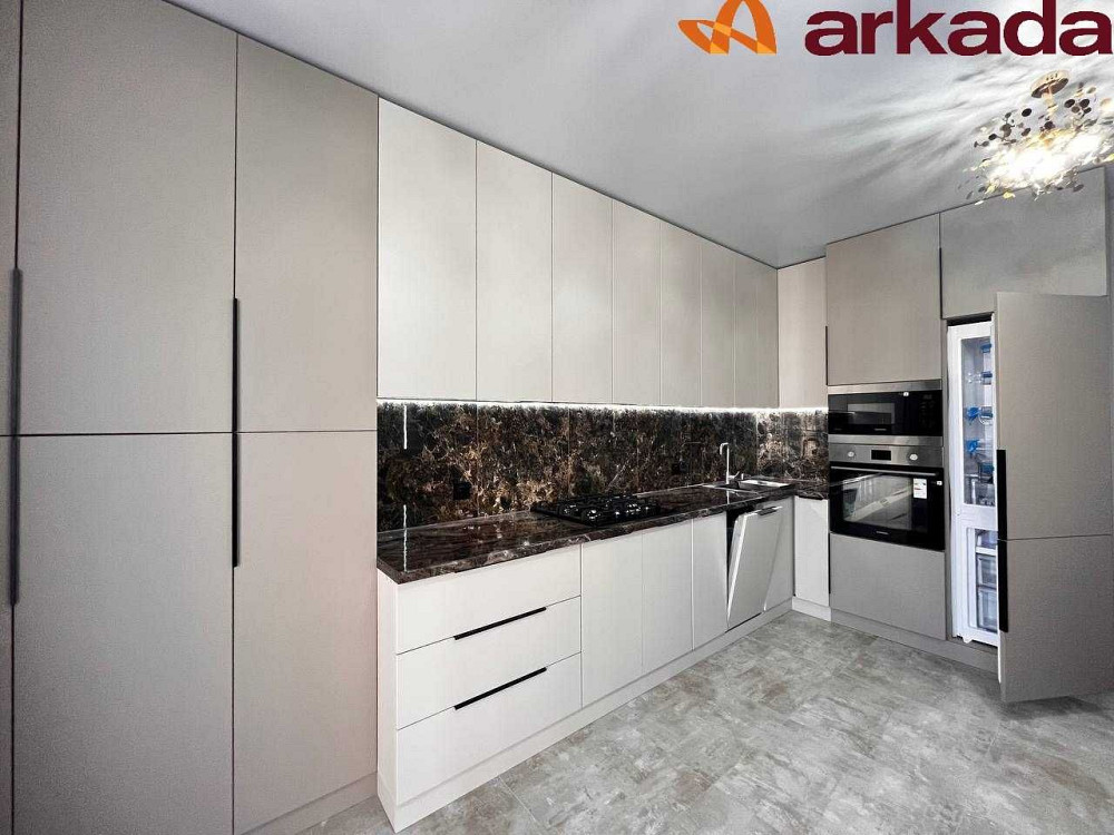 Продається 1 кімнатна квартира з ремонтом та меблями в ЖК Family Plaza Ивано-Франковск - изображение 2