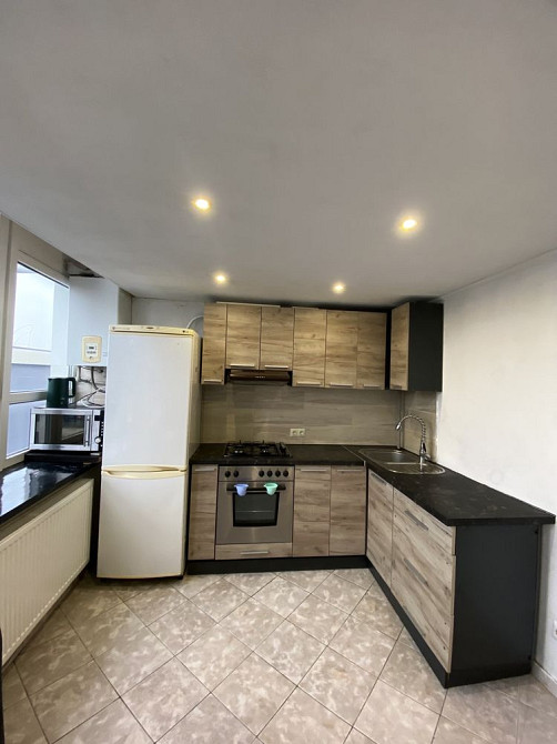 Продаж двокімнатоної просторої квартири по вулиці Целевича Ивано-Франковск - изображение 3