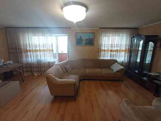 Продам 3 кім. квартиру Бальзака 6, з чудовим краєвидом і плануванням. Киев