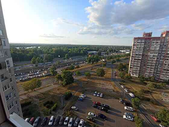 Продам 3 кім. квартиру Бальзака 6, з чудовим краєвидом і плануванням. Киев