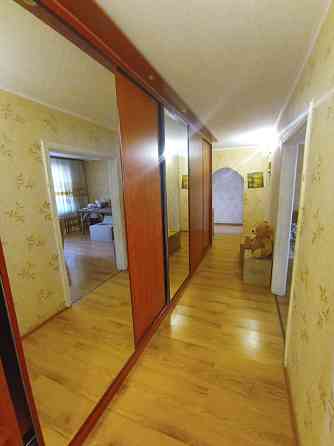 Продам 3 кім. квартиру Бальзака 6, з чудовим краєвидом і плануванням. Киев