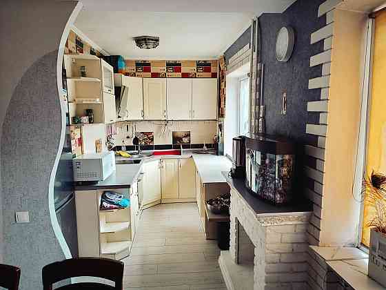 Сдаётся 3 ком. Р-н Черёмушки Кам`янське (Запорізька обл.)