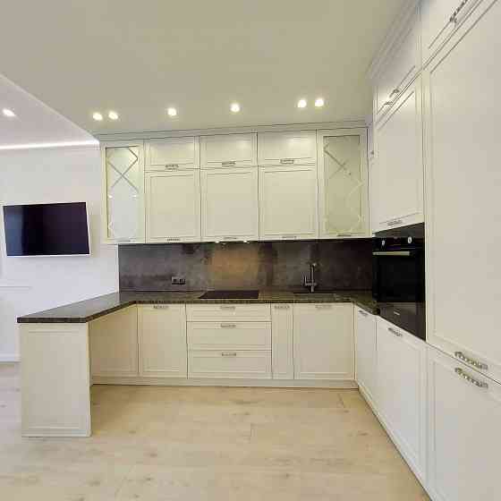 Оренда з дорогим і стильним ремонтом в ЖК Зарічний, вул.Осокірська 2/а Киев