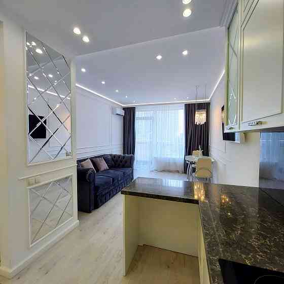 Оренда з дорогим і стильним ремонтом в ЖК Зарічний, вул.Осокірська 2/а Киев