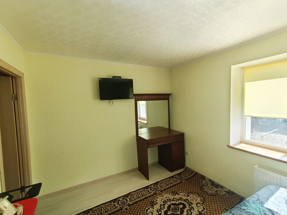 Здається тепла, світла квартира по вул. Івасюка 11 Трускавець - зображення 2